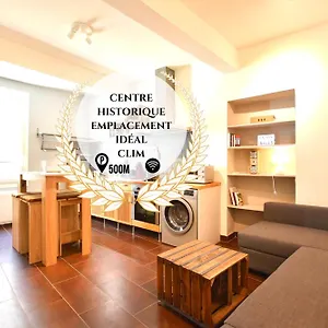 Succès - Très Beau Duplex Dans Le Coeur De La D'arles Arles